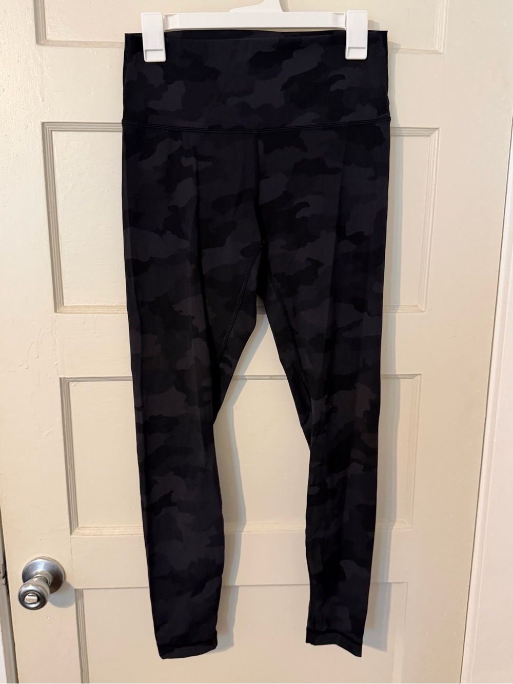lululemon athletica Black Tonal Camo Leggings